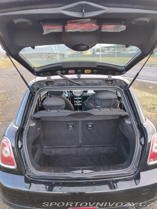 Mini Cooper R56 LCI 2010