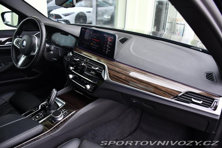 BMW 5 530d xD MSPORT REZERVACE 2021