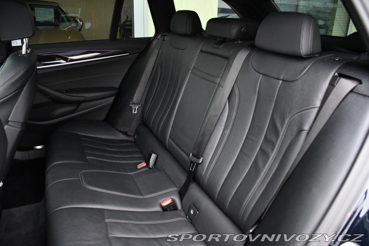 BMW 5 530d xD MSPORT ČR PANO TA 2021