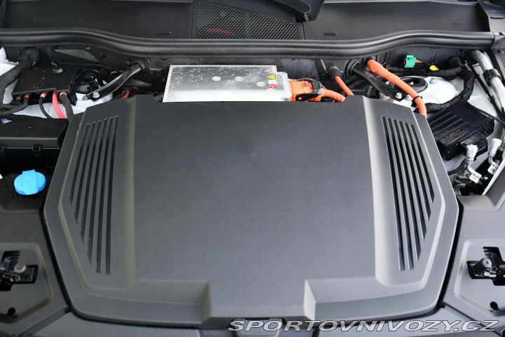 Audi Ostatní modely e-tron 50 S-LINE K360 REZERVACE 2020