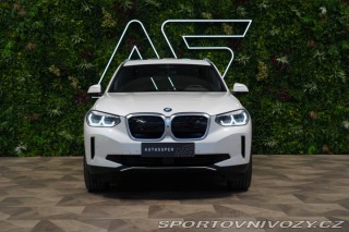 BMW iX3 RWD*HUD*TAŽNÉ*H/K*ACC*PAN 2021