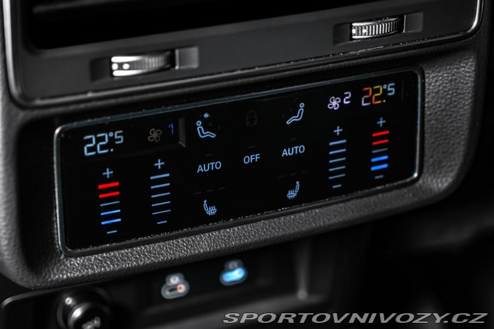 Audi SQ8 competition+, karbon, pan 2023