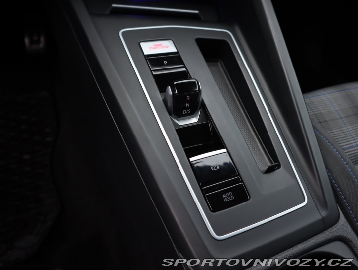 Volkswagen Golf GTE 2020