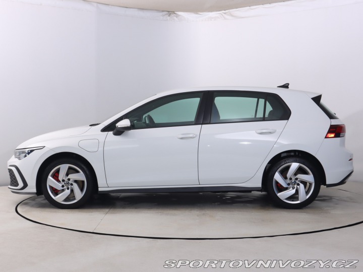 Volkswagen Golf GTE 2020