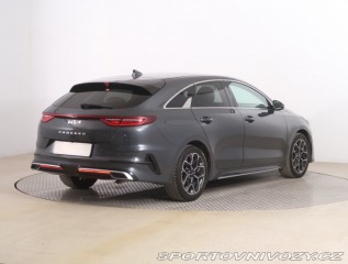 Kia ProCeed GT-Line 1.5 T-GDI 2022