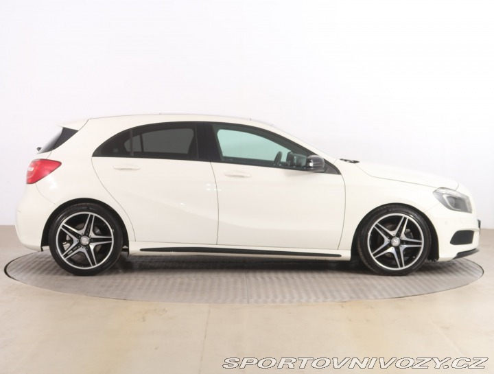 Mercedes-Benz A AMG line A 200 d 4MATIC 2015