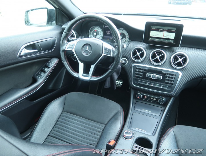 Mercedes-Benz A AMG line A 200 d 4MATIC 2015