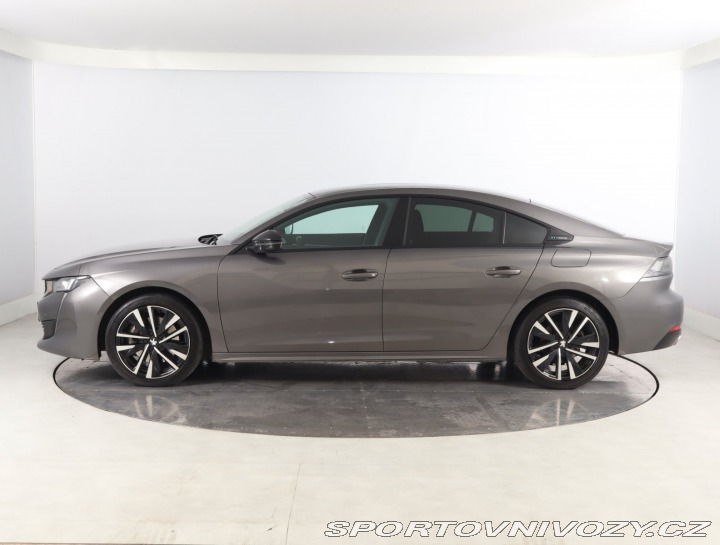 Peugeot 508 GT Hybrid 225 2021