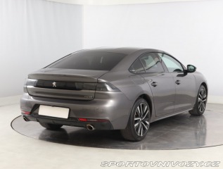 Peugeot 508 GT Hybrid 225 2021