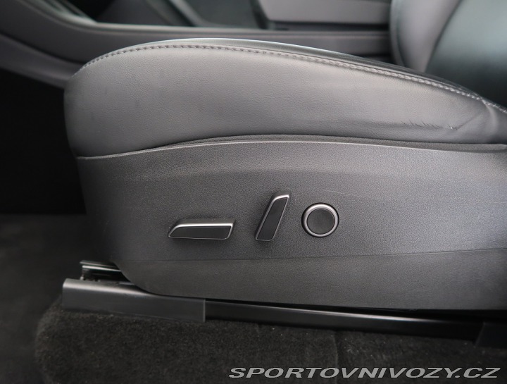 Tesla Model Y Long Range AWD 75kWh 2023