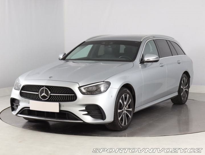 Mercedes-Benz E E 300 de 4MATIC 2021