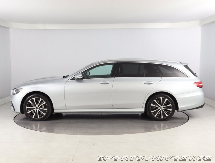 Mercedes-Benz E E 300 de 4MATIC 2021