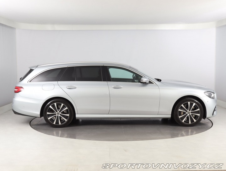 Mercedes-Benz E E 300 de 4MATIC 2021