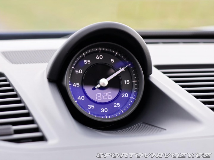 Porsche 911 3,0 V6 331kW 7MAN DPH Car 2021