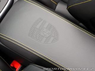 Porsche 911 3,0 V6 331kW 7MAN DPH Car 2021