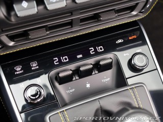 Porsche 911 3,0 V6 331kW 7MAN DPH Car 2021