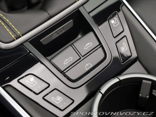 Porsche 911 3,0 V6 331kW 7MAN DPH Car 2021