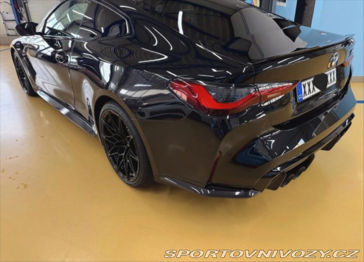 BMW M4 3,0   COMPETITION X DRIVE 2021