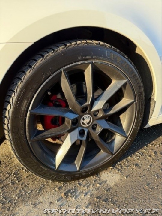 Škoda Ostatní modely Octavia 2,0   TDI 135 kW DSG ODPO 2017