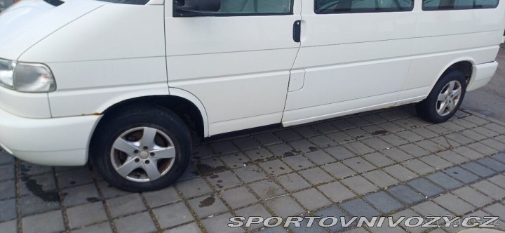 Volkswagen Ostatní modely Caravelle 2,5   T4 tdi 75kw long 1800
