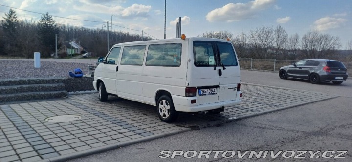 Volkswagen Ostatní modely Caravelle 2,5   T4 tdi 75kw long 1800