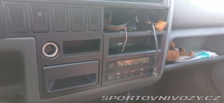 Volkswagen Ostatní modely Caravelle 2,5   T4 tdi 75kw long 1800