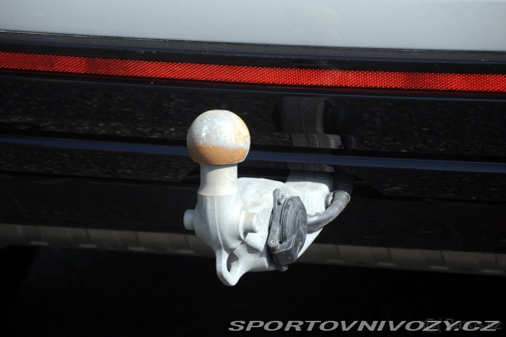 Volkswagen Ostatní modely Touareg 3,0 TDI R-Line | 252 kW 2020