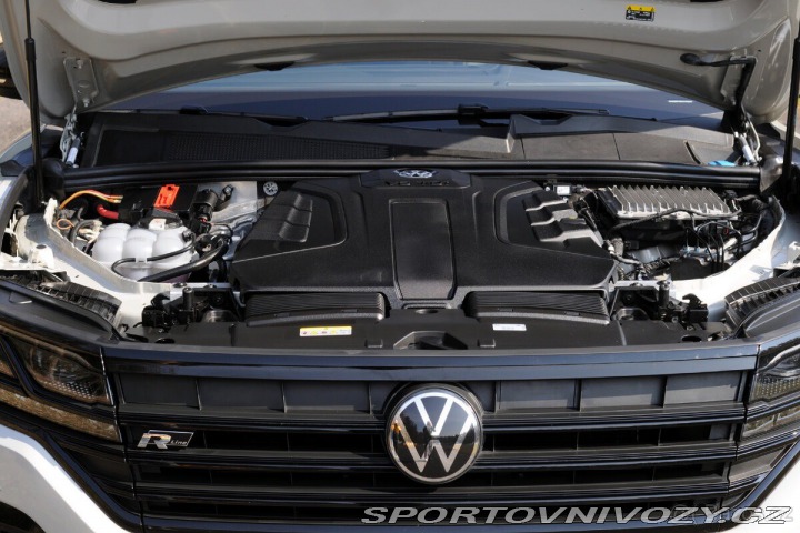 Volkswagen Ostatní modely Touareg 3,0 TDI R-Line | 252 kW 2020