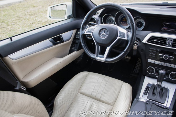 Mercedes-Benz C 300 4MATIC 170 kW / NA S 2011