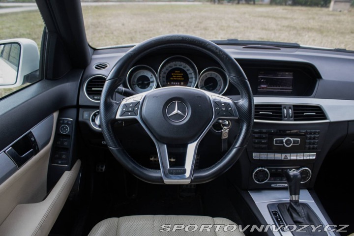 Mercedes-Benz C 300 4MATIC 170 kW / NA S 2011