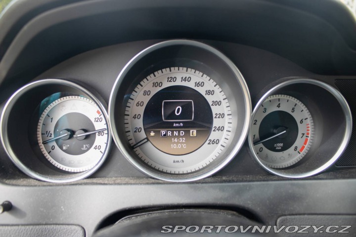 Mercedes-Benz C 300 4MATIC 170 kW / NA S 2011