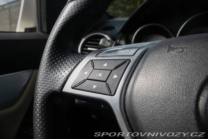 Mercedes-Benz C 300 4MATIC 170 kW / NA S 2011