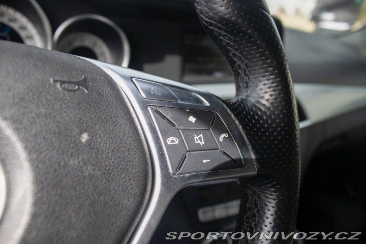 Mercedes-Benz C 300 4MATIC 170 kW / NA S 2011