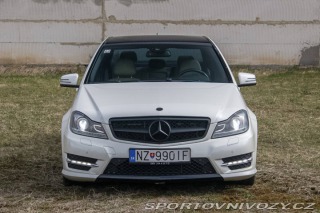 Mercedes-Benz C 300 4MATIC 170 kW / NA S 2011