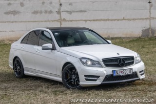 Mercedes-Benz C 300 4MATIC 170 kW / NA S 2011
