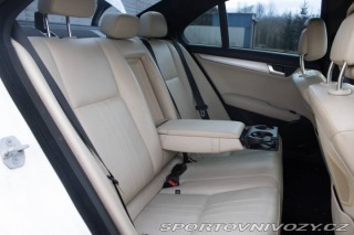 Mercedes-Benz C 300 4MATIC 170 kW / NA S 2011