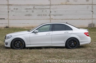 Mercedes-Benz C 300 4MATIC 170 kW / NA S 2011