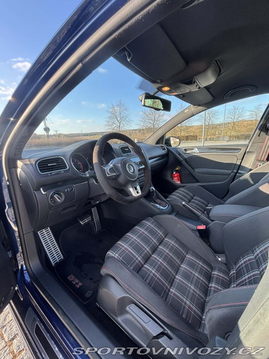 Volkswagen Golf GTI Edice 35 DSG 2011