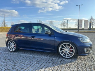 Volkswagen Golf GTI Edice 35 DSG 2011