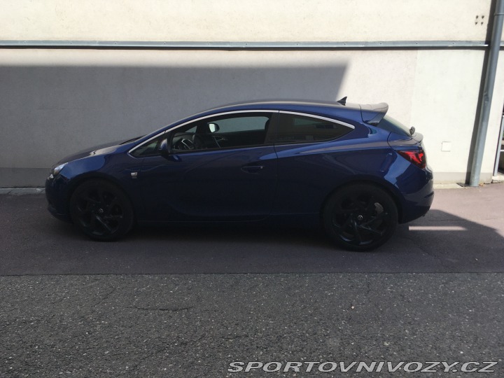 Opel Astra GTC, OPC line 1.6 TURBO 2014