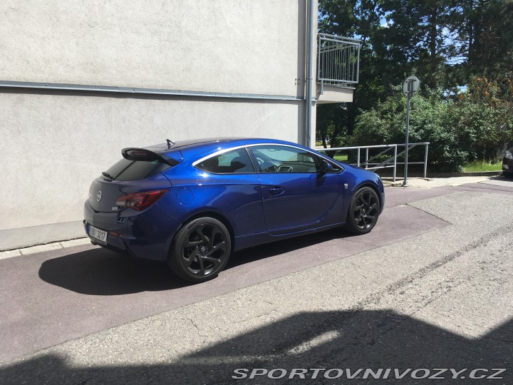 Opel Astra GTC, OPC line 1.6 TURBO 2014