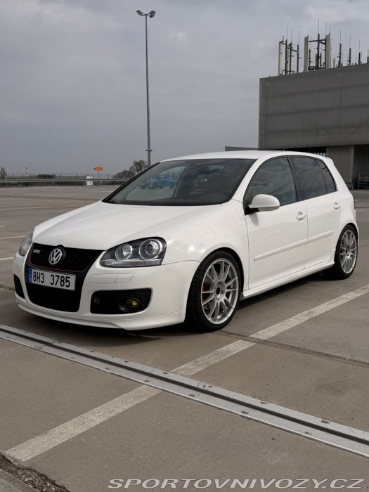 Volkswagen Golf GTI EDITION 30