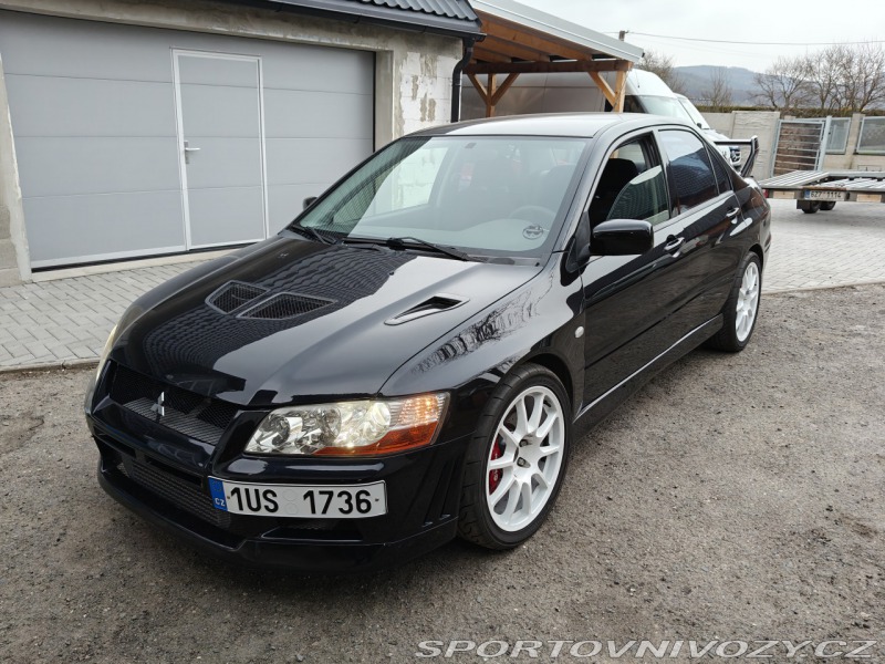Mitsubishi Lancer EVO 