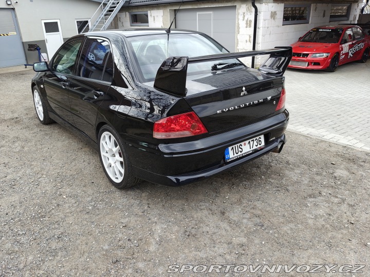 Mitsubishi Lancer EVO  2002