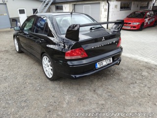 Mitsubishi Lancer EVO  2002