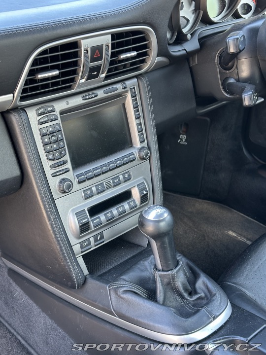 Porsche 911 3.8 Carrera S 2005