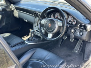 Porsche 911 3.8 Carrera S 2005