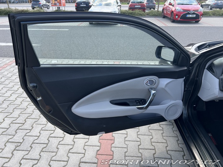 Honda CR-Z 1.5i VTEC HYBRID IMA 2012