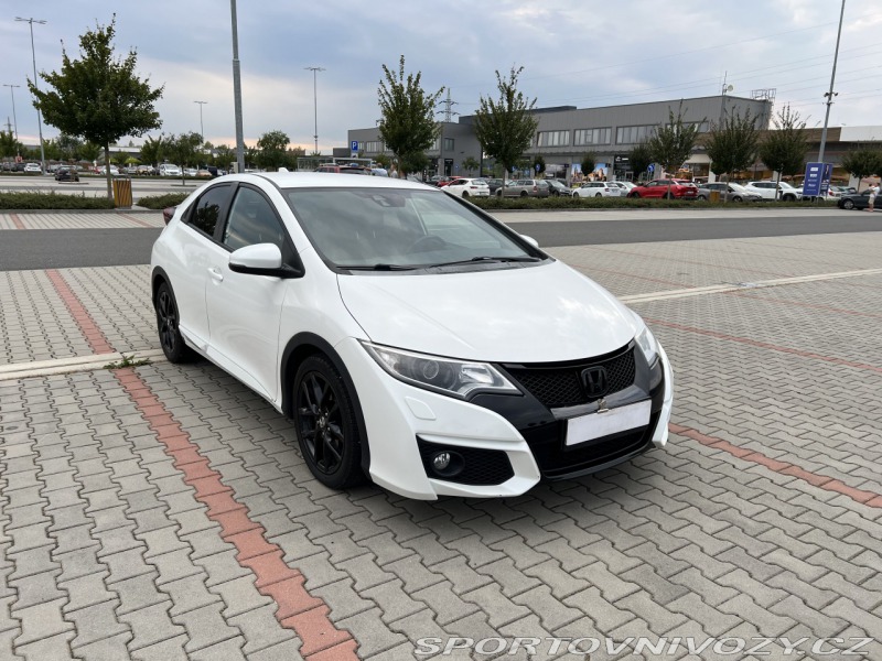 Honda Civic IX facelift 1.8 i-VTEC 10