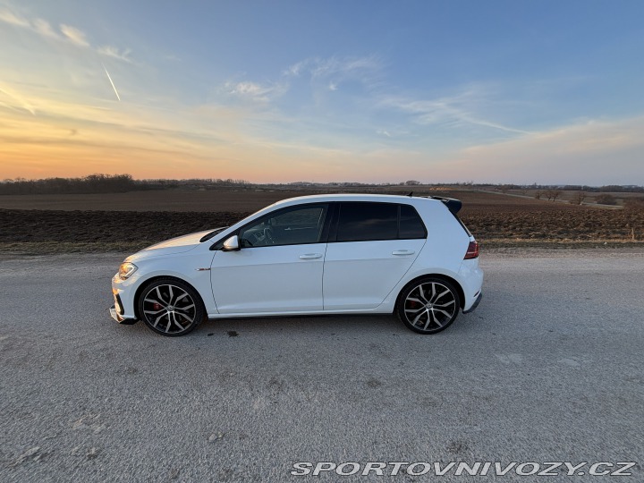 Volkswagen Golf 7.5 GTI Performance 2019